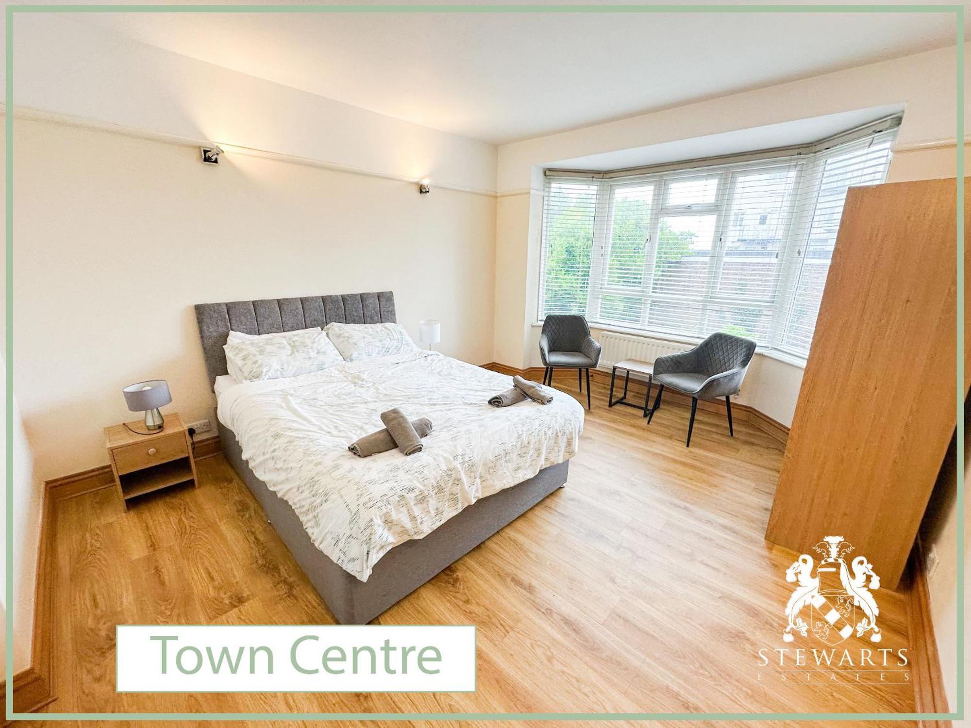 Town Centre Apartment Sleeps 9 Bornemouth Extérieur photo